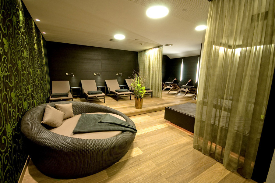AP TX Kirchberg Tirol Spa Relax Bereich mit Wasserbetten 01 ba