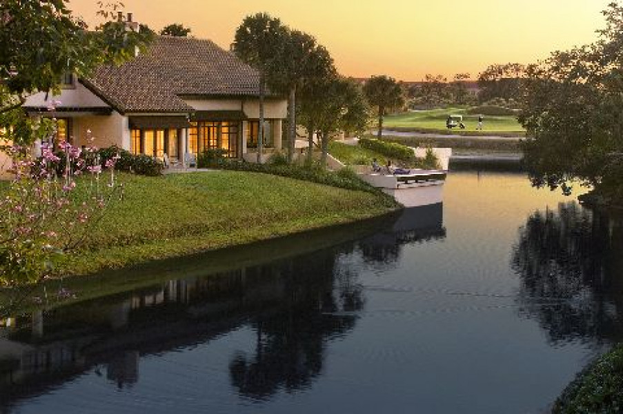 Villa Exterior a
