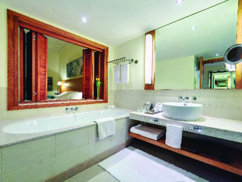 Jumeirah Beachx i108799