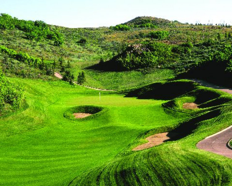 Promontory Hole10