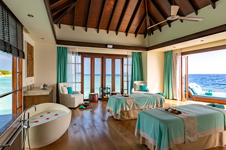 OZEN RESERVE BOLIFUSHI SPA VIP Treatment Room Interior