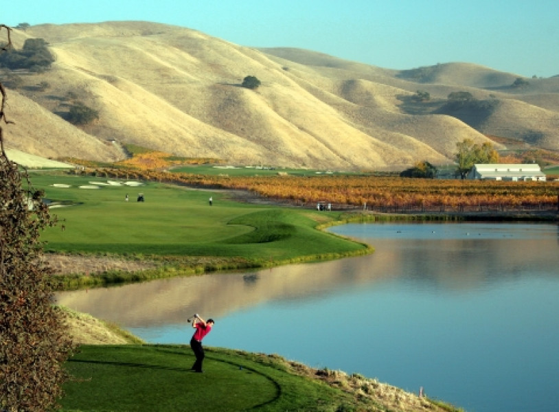 No. 15 tee lakeview