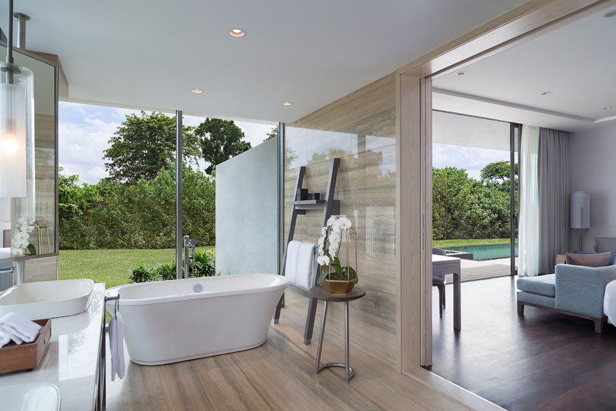 Residence Master Bathroom © Anantara Hotels, Resorts & Spas