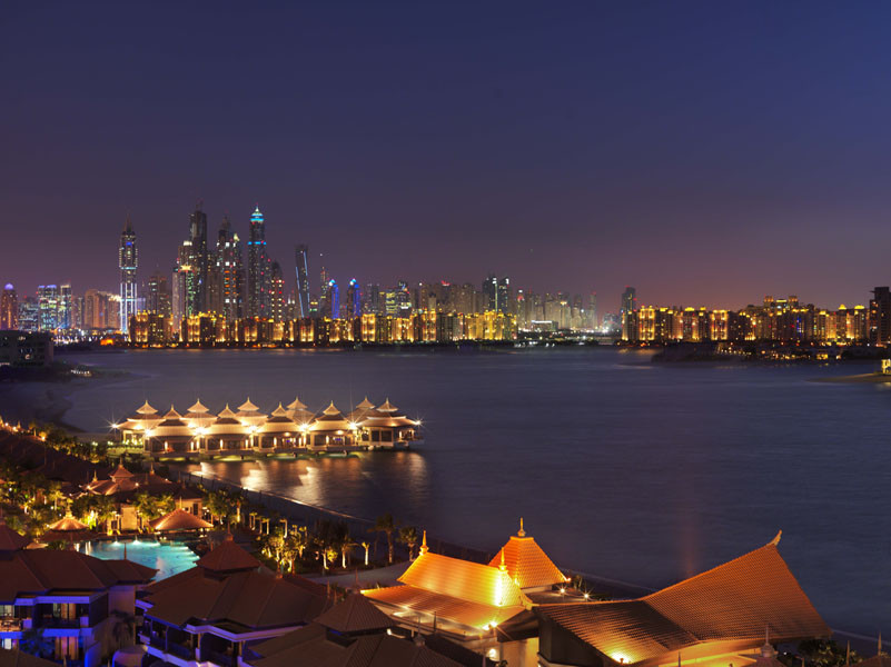 Anantara The Palm Dubai Resort Exterior City View © Anantara Hotels, Resorts & Spas