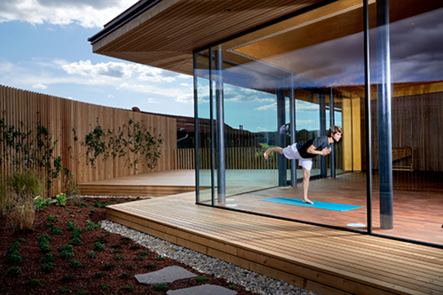 Ayurveda Resort MANDIRA Panorama Yogastudio 14 v2