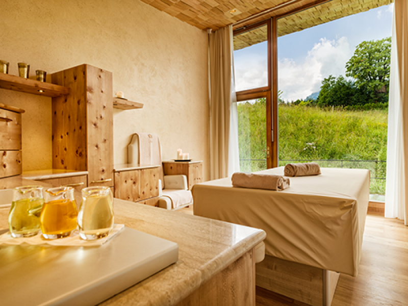 Wave Liege LOEWENZAHM stanglwirt A6035877 HDR