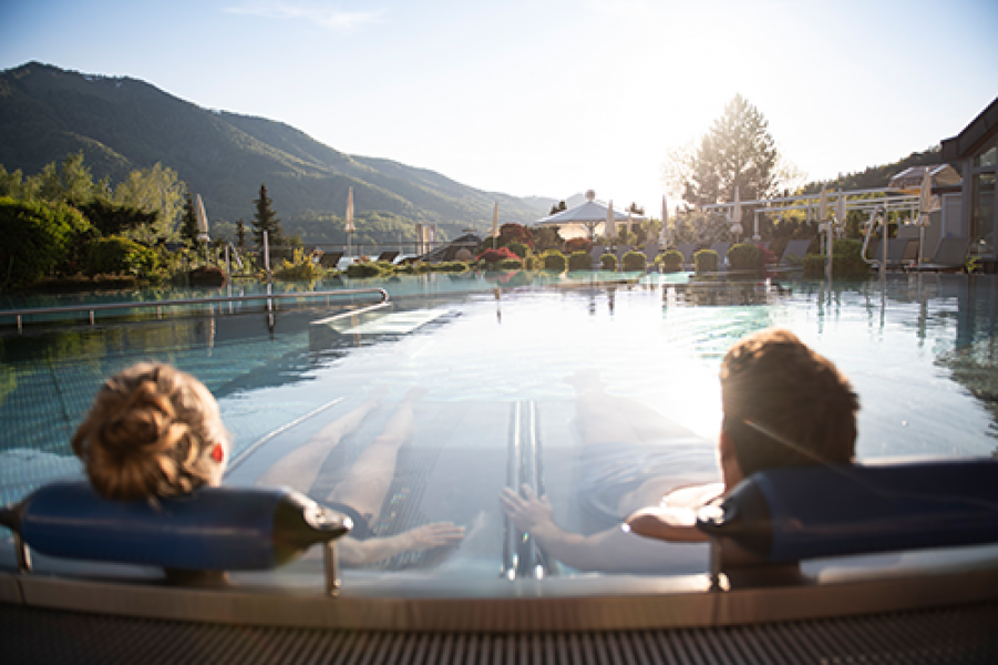 190524 Waldhof Spa Shoot Selection 40 Aussenpool bevorzugt verwenden