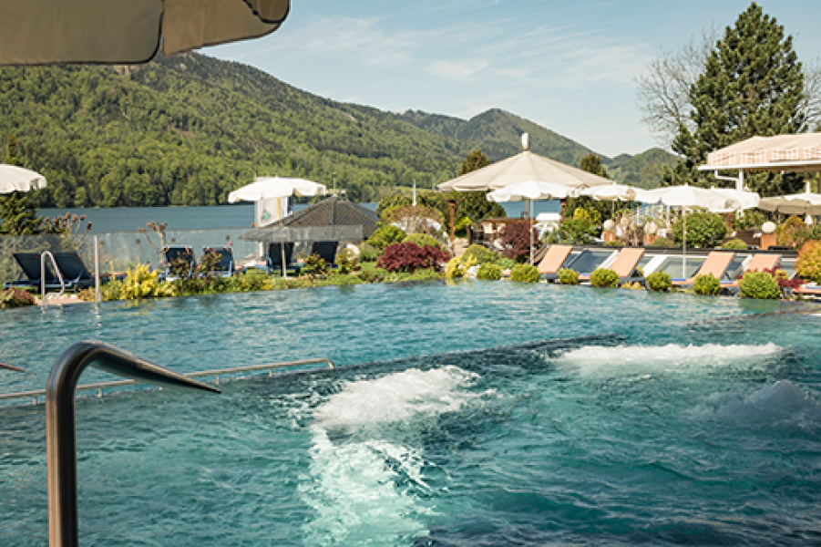 WAL 160509 Pool rooms LR 2039 final Aussenpool