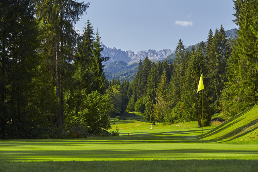 Loch 8 golf.at