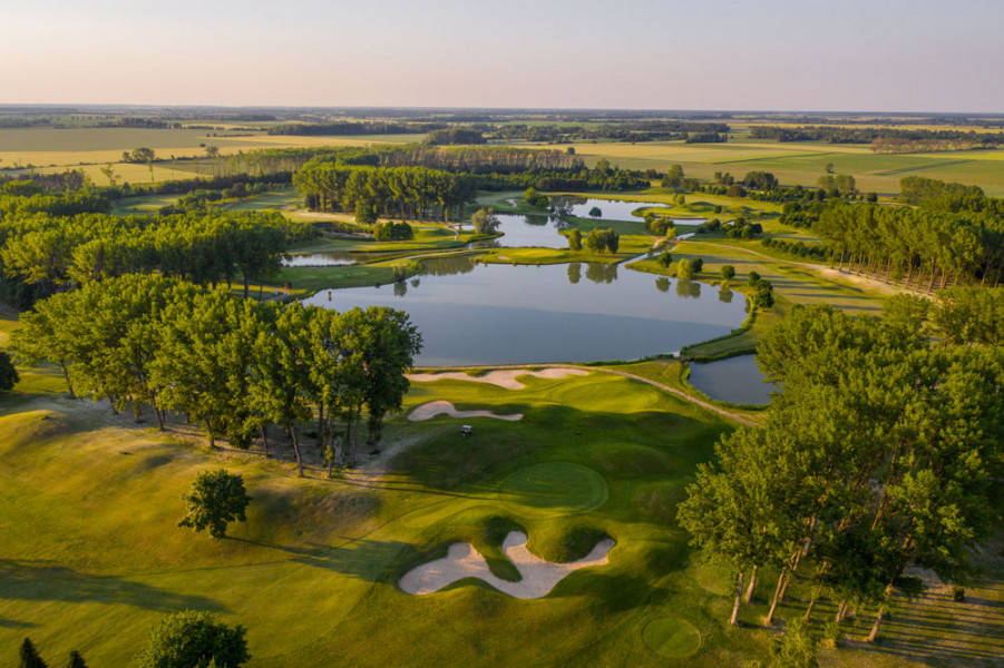 Golf course 11