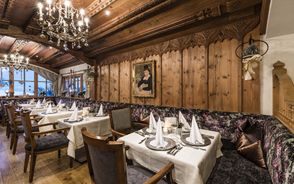 holzvertaefelter restaurantbereich c hannes niederkofler peternhof