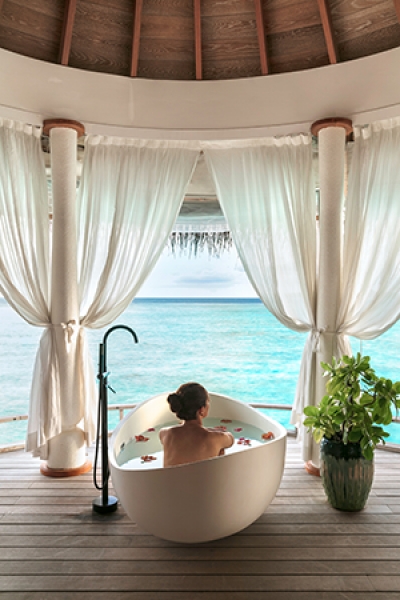 Milaidhoo Island Maldives Spa Bathtub with Model 2