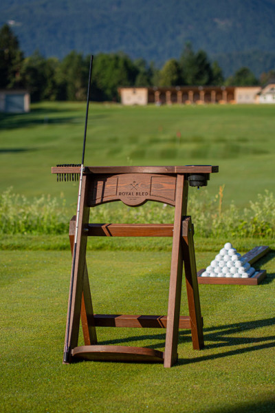 607 Bag stand Practice area Royal Bled