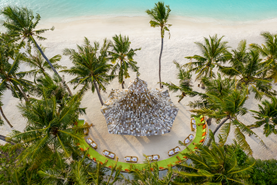 Hero Soneva Jani So Primitive Restaurant taken by Sandro Bruecklmeier